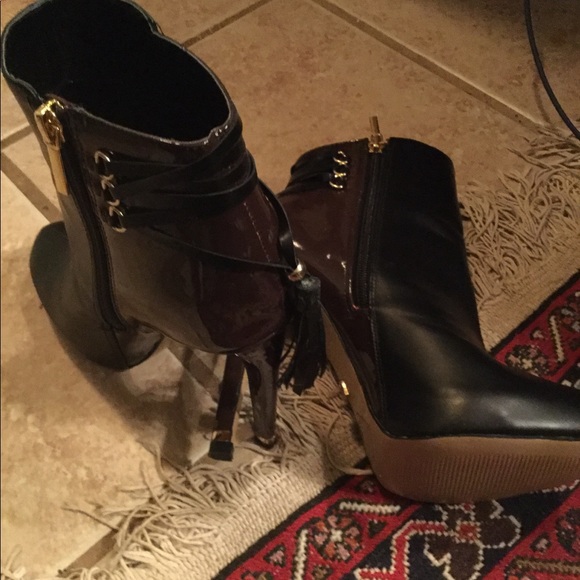 Victoria Secret ankle boots - Picture 3 of 6